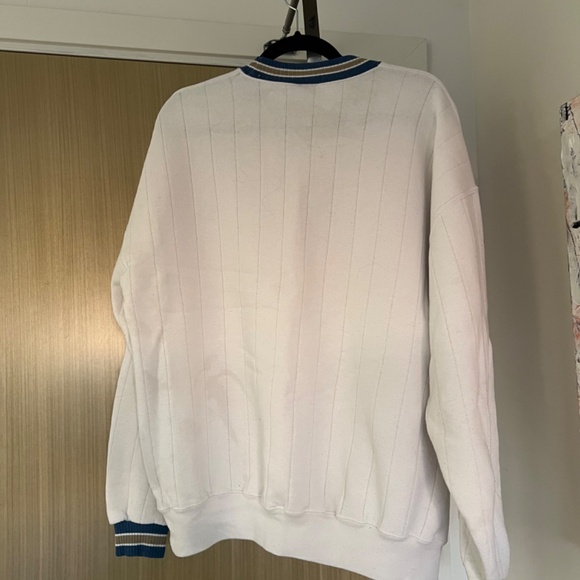 Vintage Sweatshirt - Picture 3 of 3